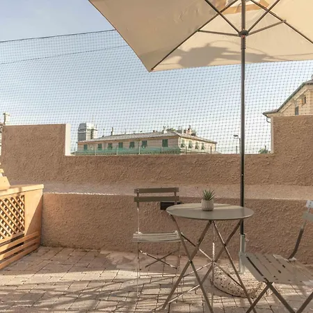 아파트 La Garaventa Serviced *